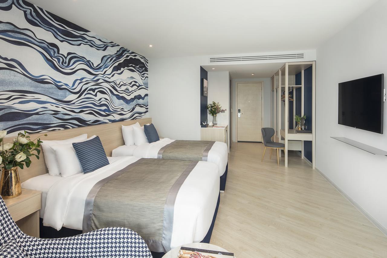 Deluxe Double or Twin Room City View