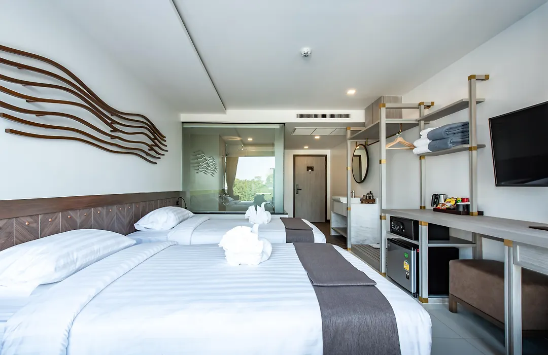Blackwoods Hotel Pattaya - Sha Extra Plus-1