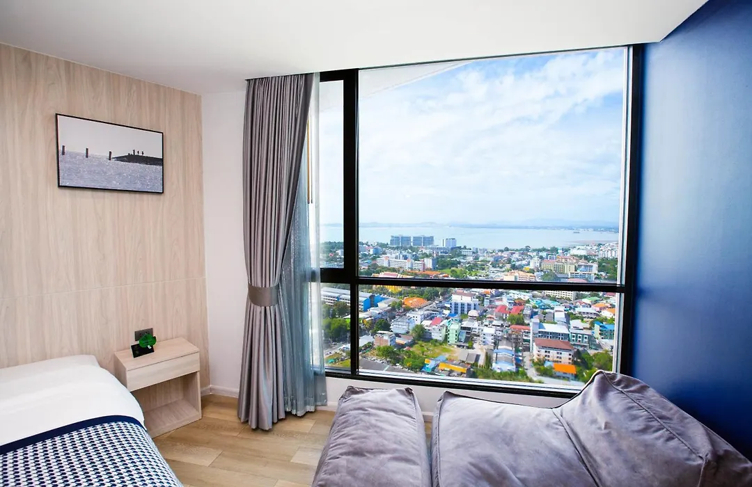 Brighton Grand Hotel & Convention Pattaya-1