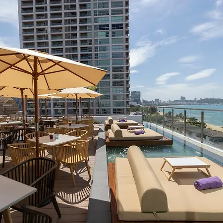 Pattaya Sea View Hotel - Sha Extra Plus-3